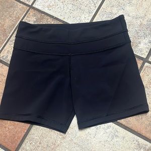lululemon 4.5” inseam bikers
